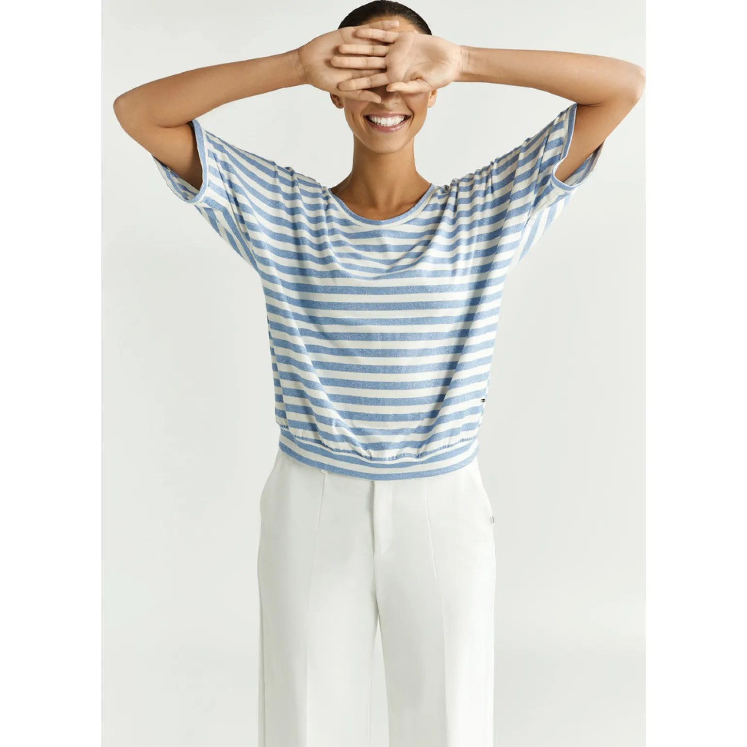 Gestreiftes T-Shirt mit Lurex