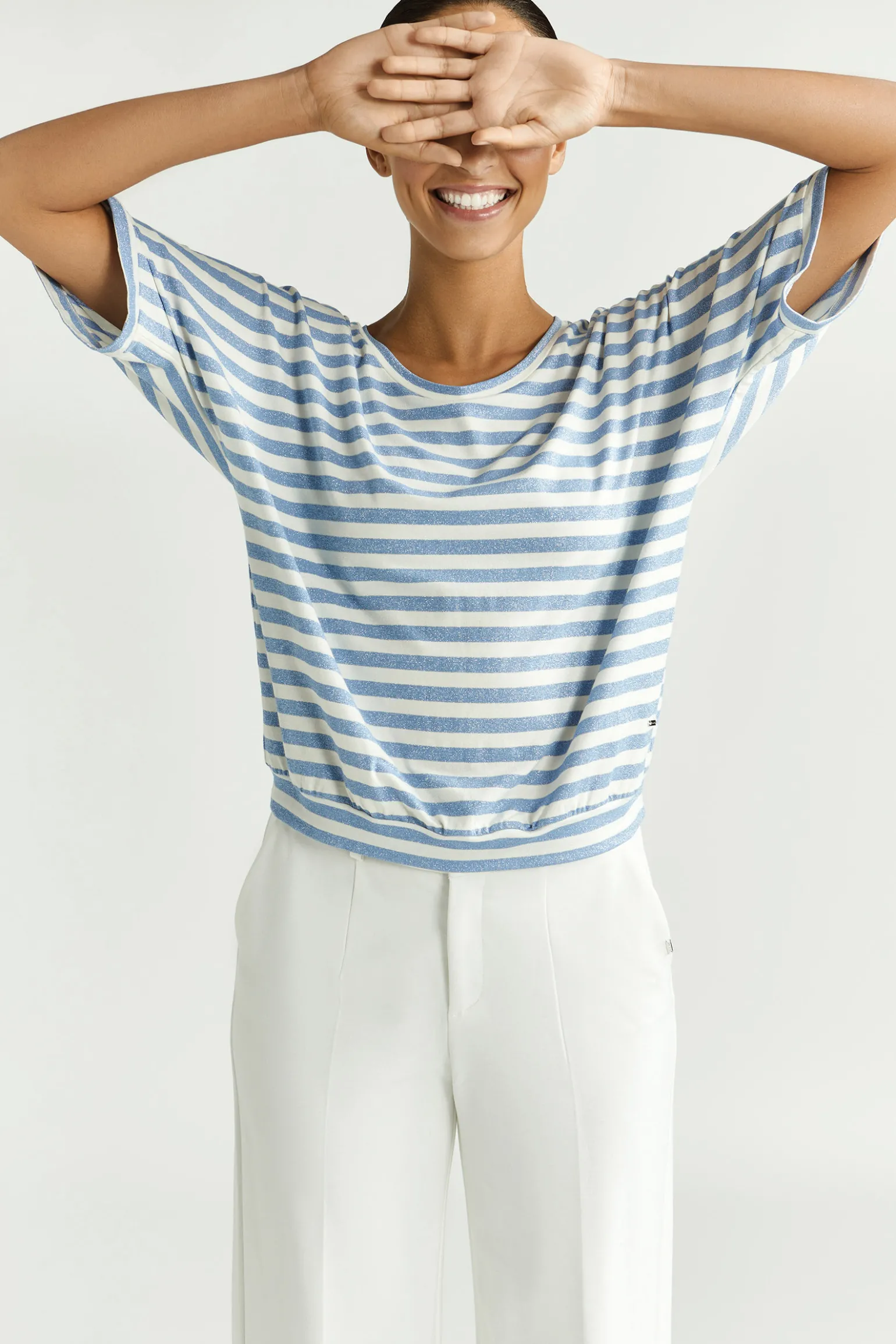 Gestreiftes T-Shirt mit Lurex
