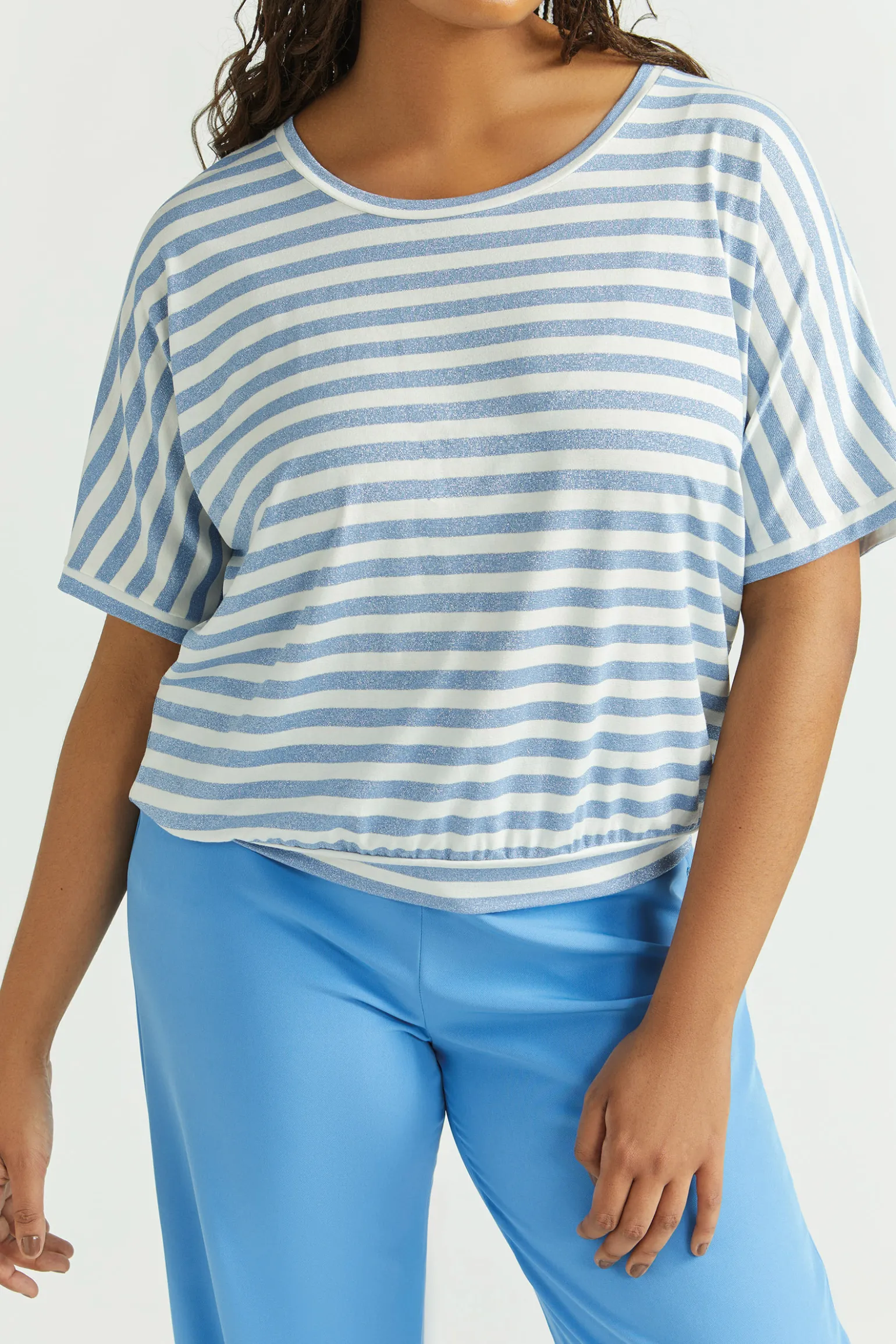 Gestreiftes T-Shirt mit Lurex