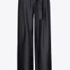 Glänzende Bundfaltenhose