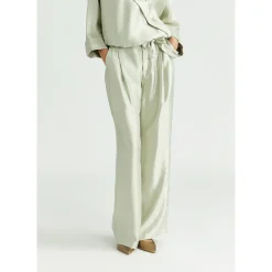 Glänzende Bundfaltenhose