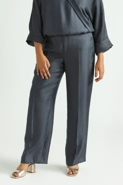 Glänzende Hose mit weitem Bein