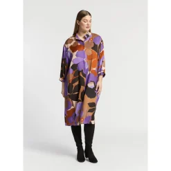 Halblanges Kleid mit Blumenmuster