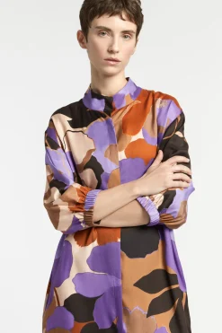Halblanges Kleid mit Blumenmuster