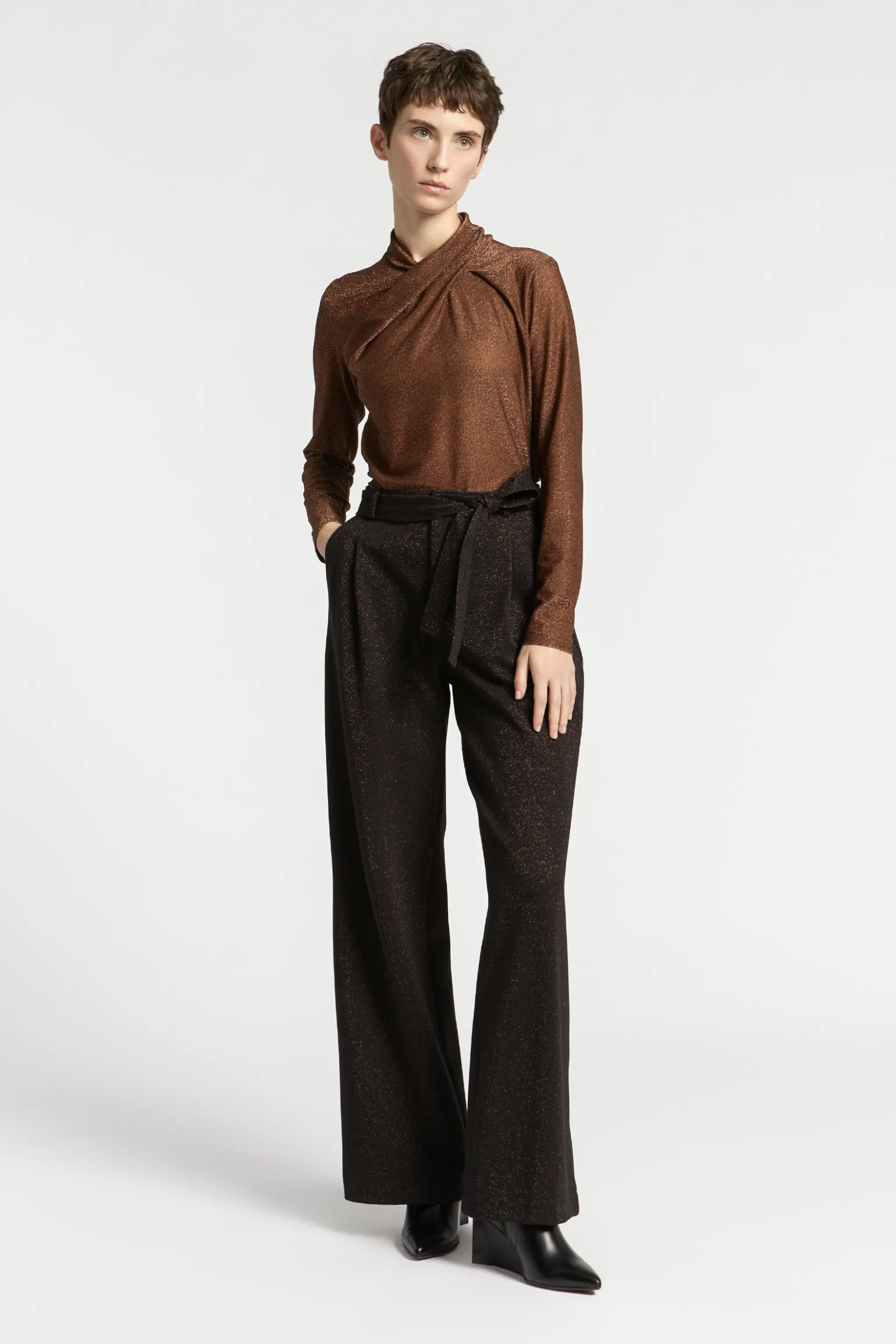 Hose mit Lurex