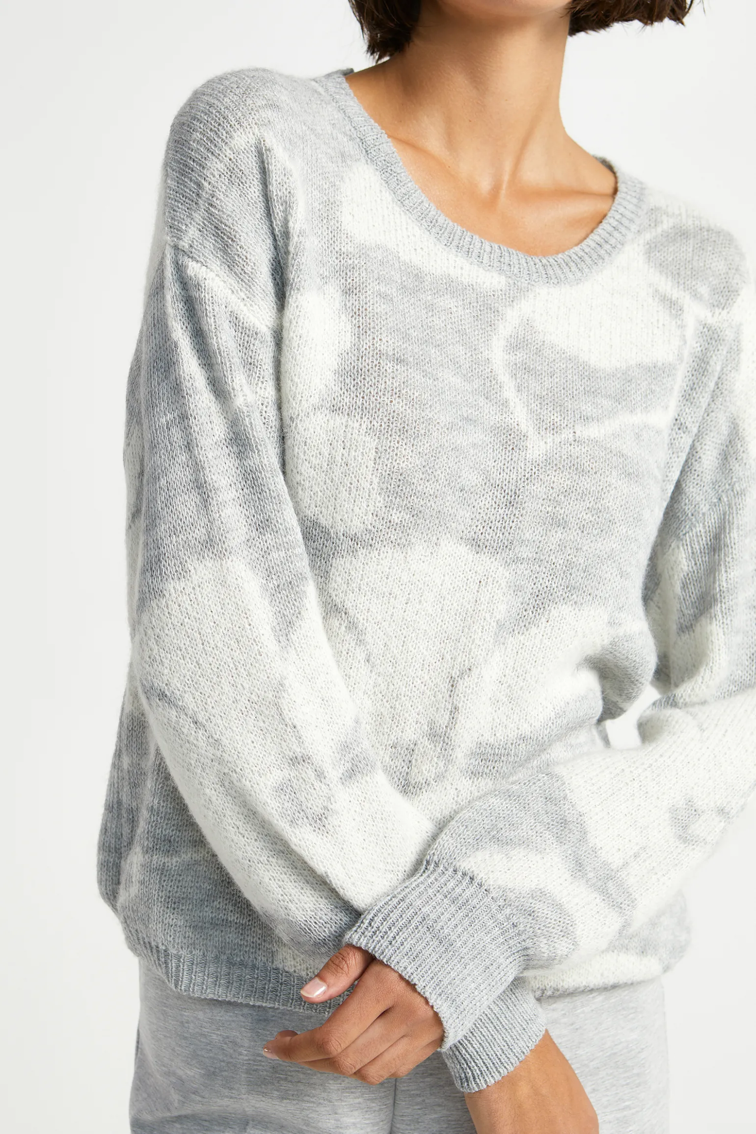 Jacquard-Strick mit Blumenmuster