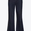 Jeans mit weitem Bein