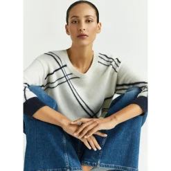 Karierter Pullover aus einem sommerlichen Wollmix
