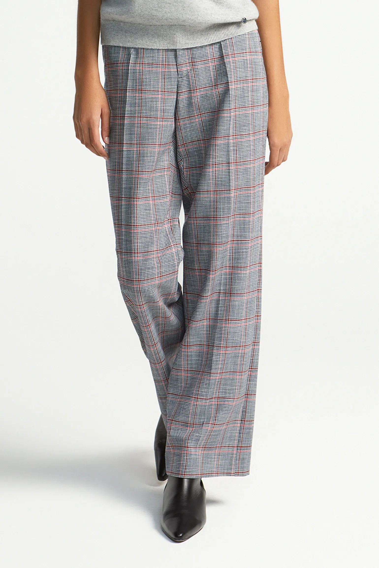 Karohose mit geradem Bein