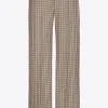 Karohose mit weitem Bein