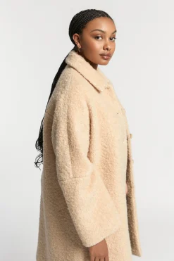 Langer Mantel aus Bouclé-Stoff