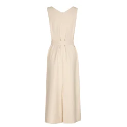 Langes Kleid mit Schlitz