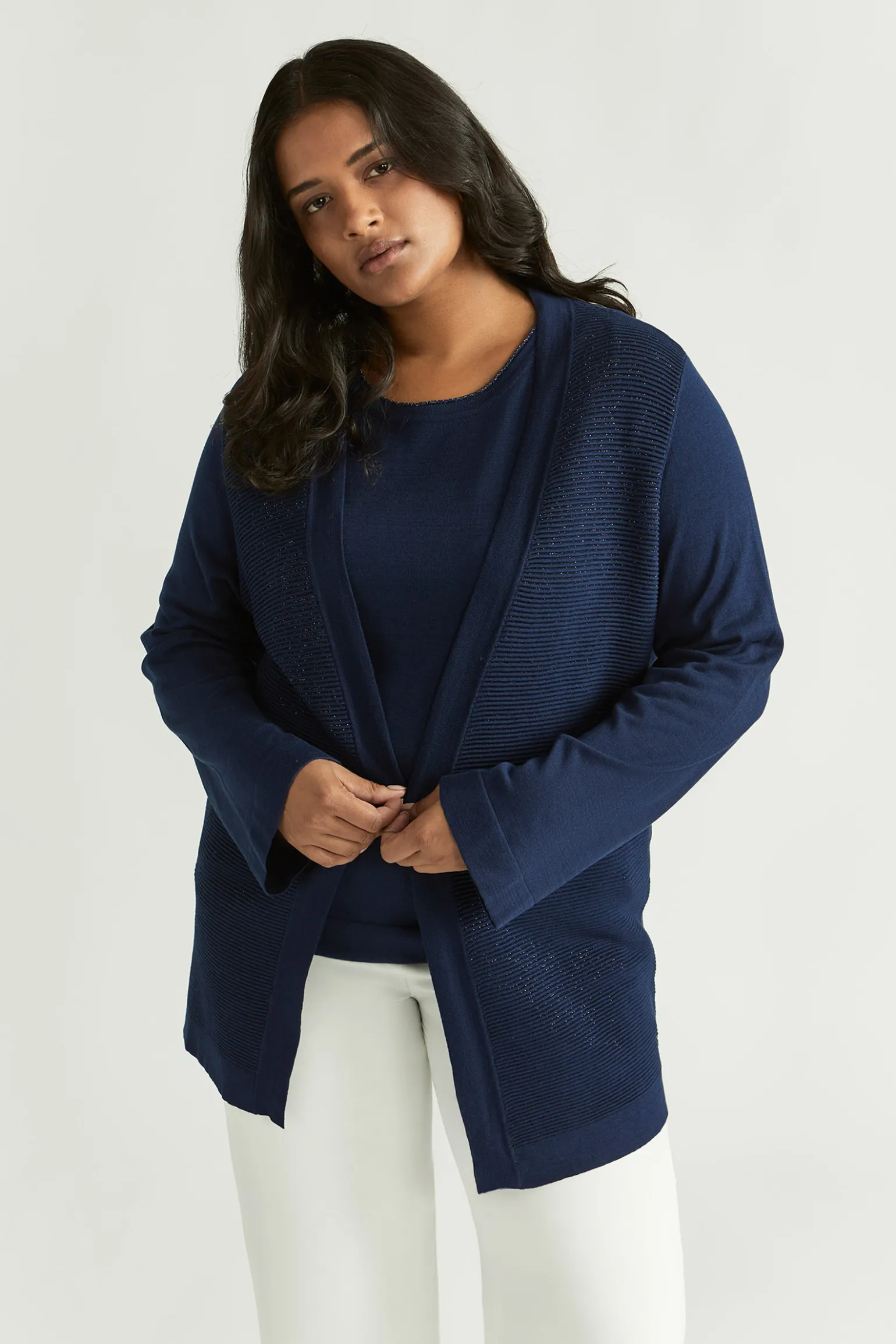 Locker fallendes Gilet mit Seidenanteil