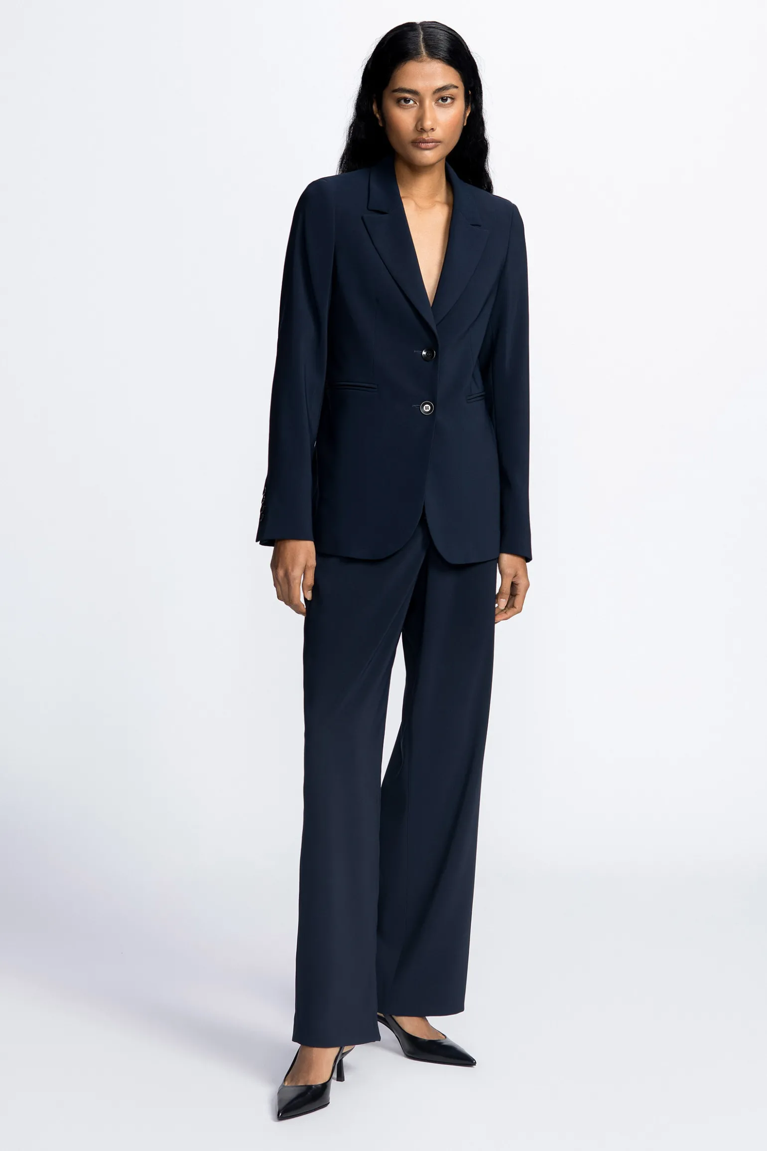 Navyblaue Hosen mit weiter Passform