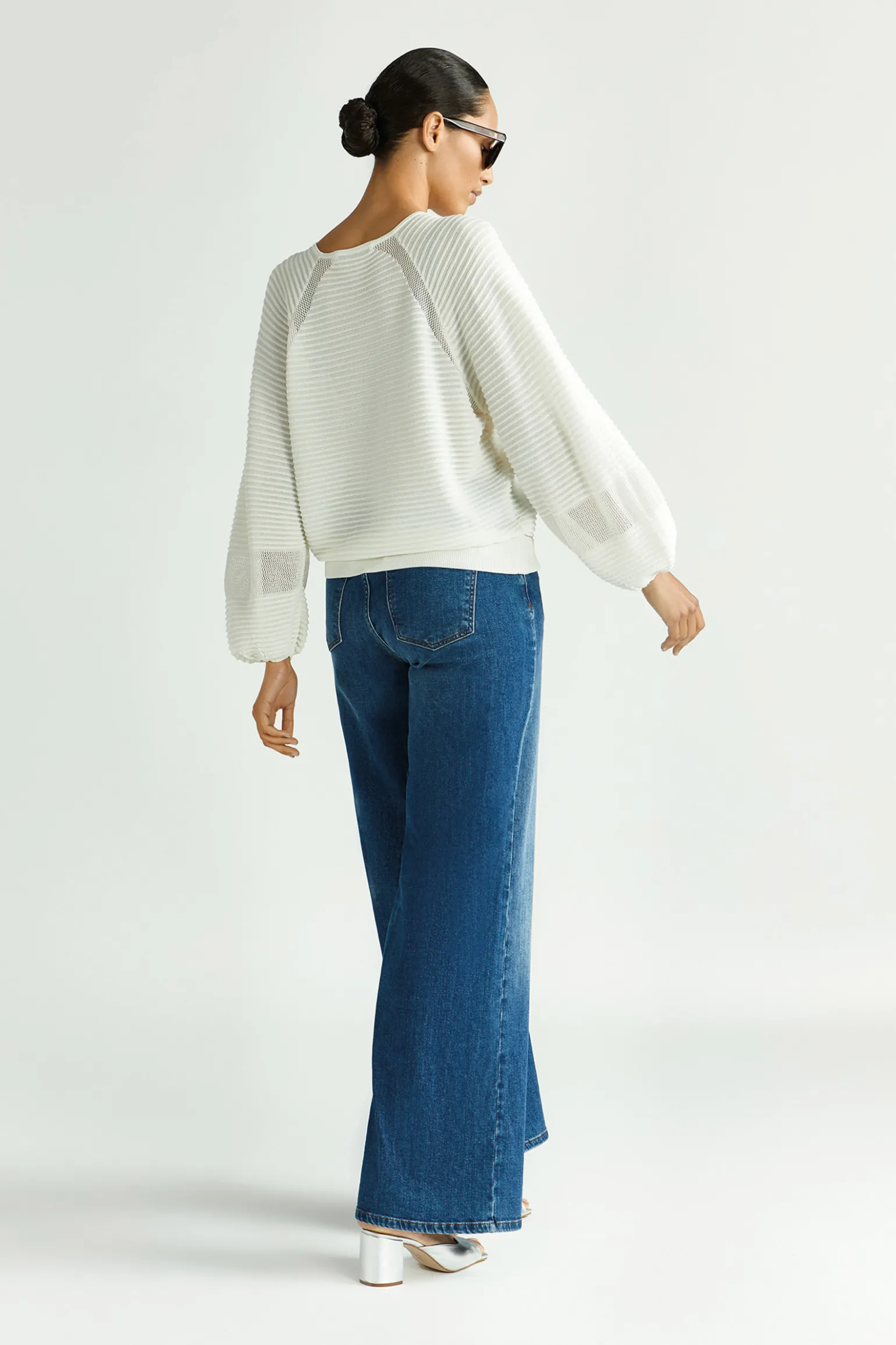 Sommerliche Jeansschlaghose