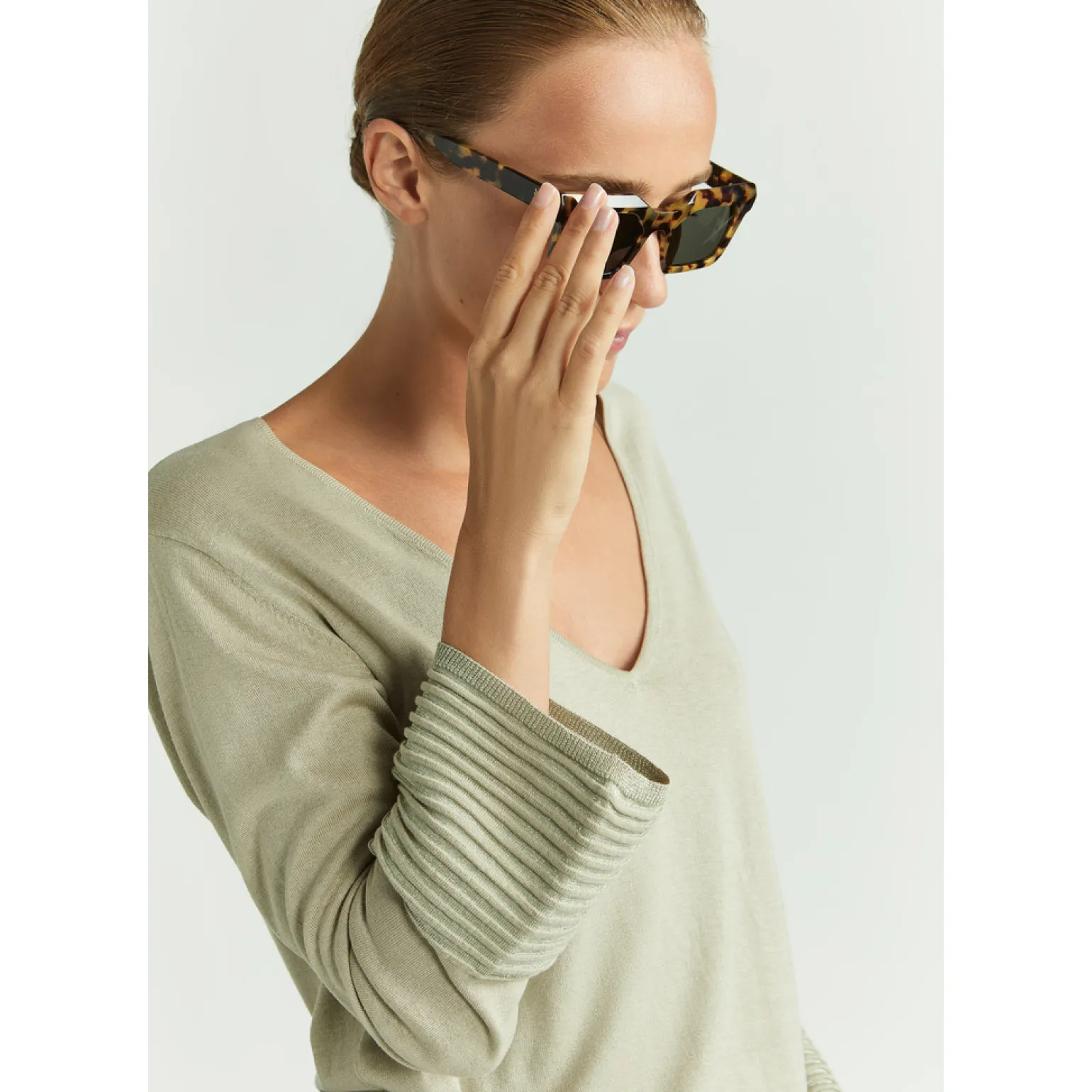 Sommerlicher Pullover mit Seidenanteil und Lurex