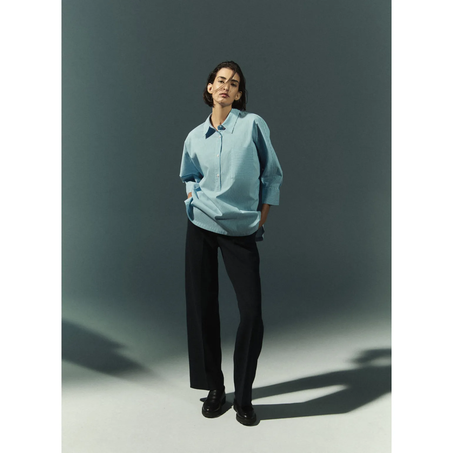 Stilvolle Hose mit weitem Bein